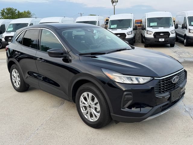 Certified 2023 Ford Escape Active AWD/4WD image 3