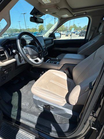 Certified 2024 Ford Expedition Limited RWD image 7