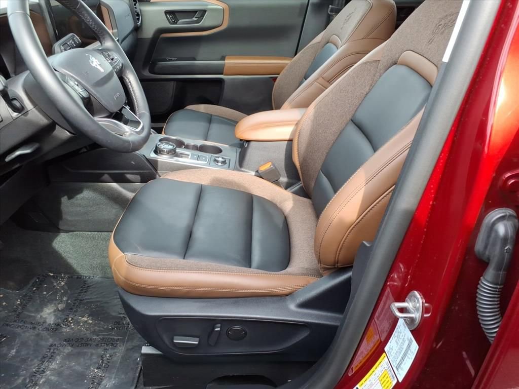 Certified 2025 Ford Bronco Sport Outer Banks w/ Outer Banks Tech Package+ image 12