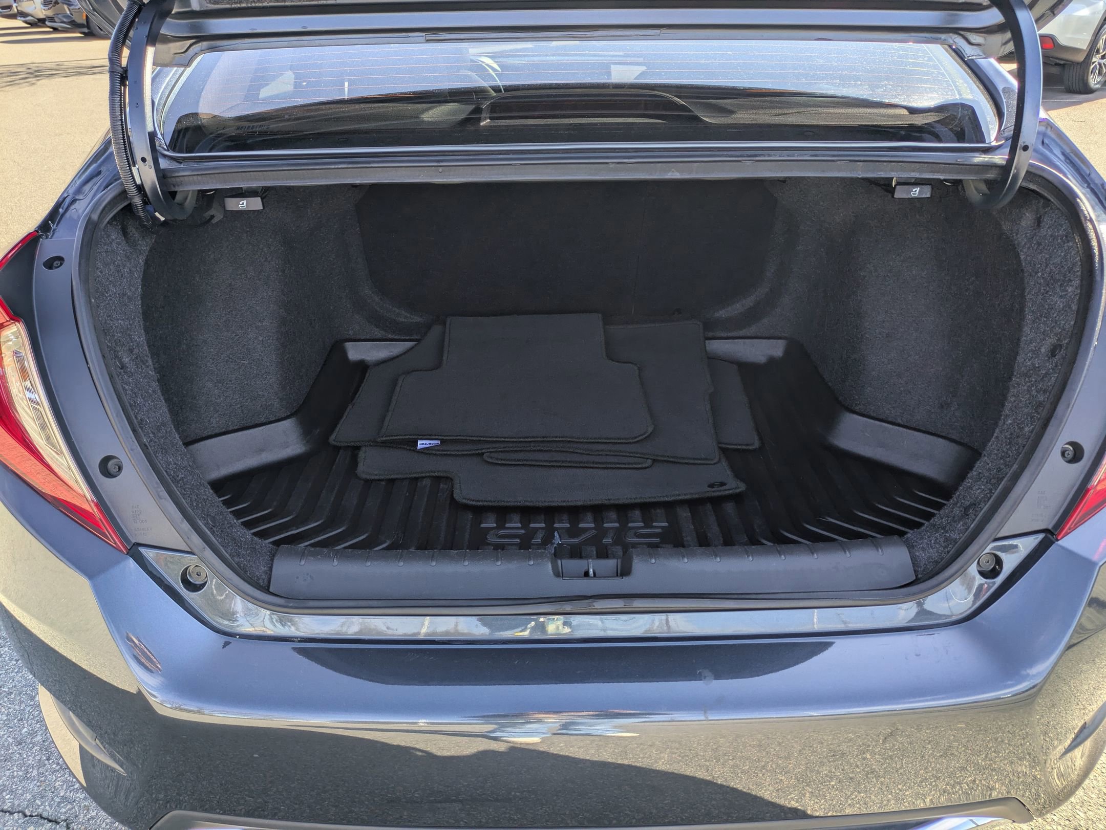 Used 2020 Honda Civic EX image 28