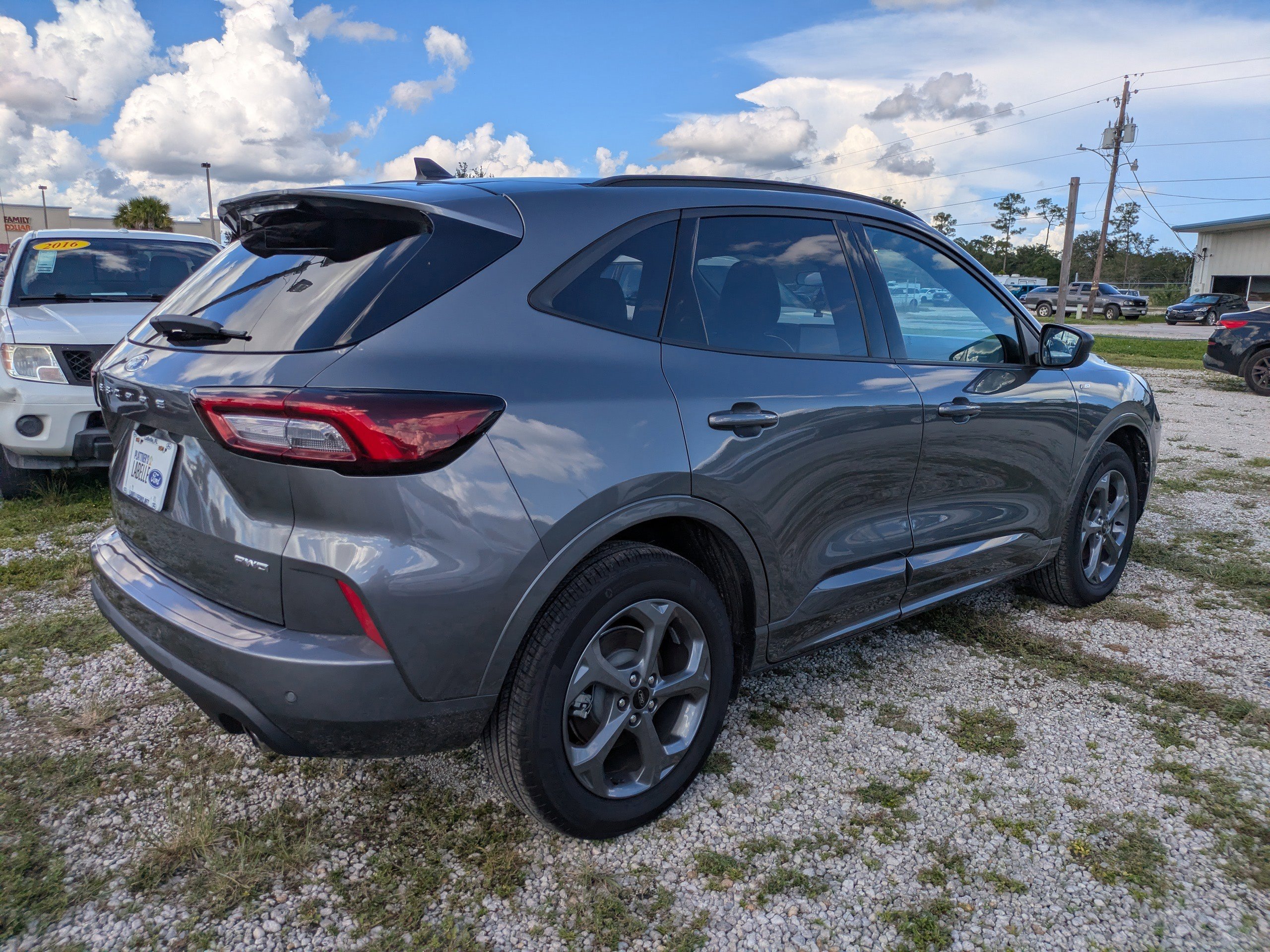 Certified 2023 Ford Escape ST-Line w/ Tech Pack #1 image 4