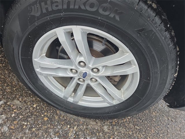 Certified 2022 Ford Explorer XLT w/ Equipment Group 202A image 31