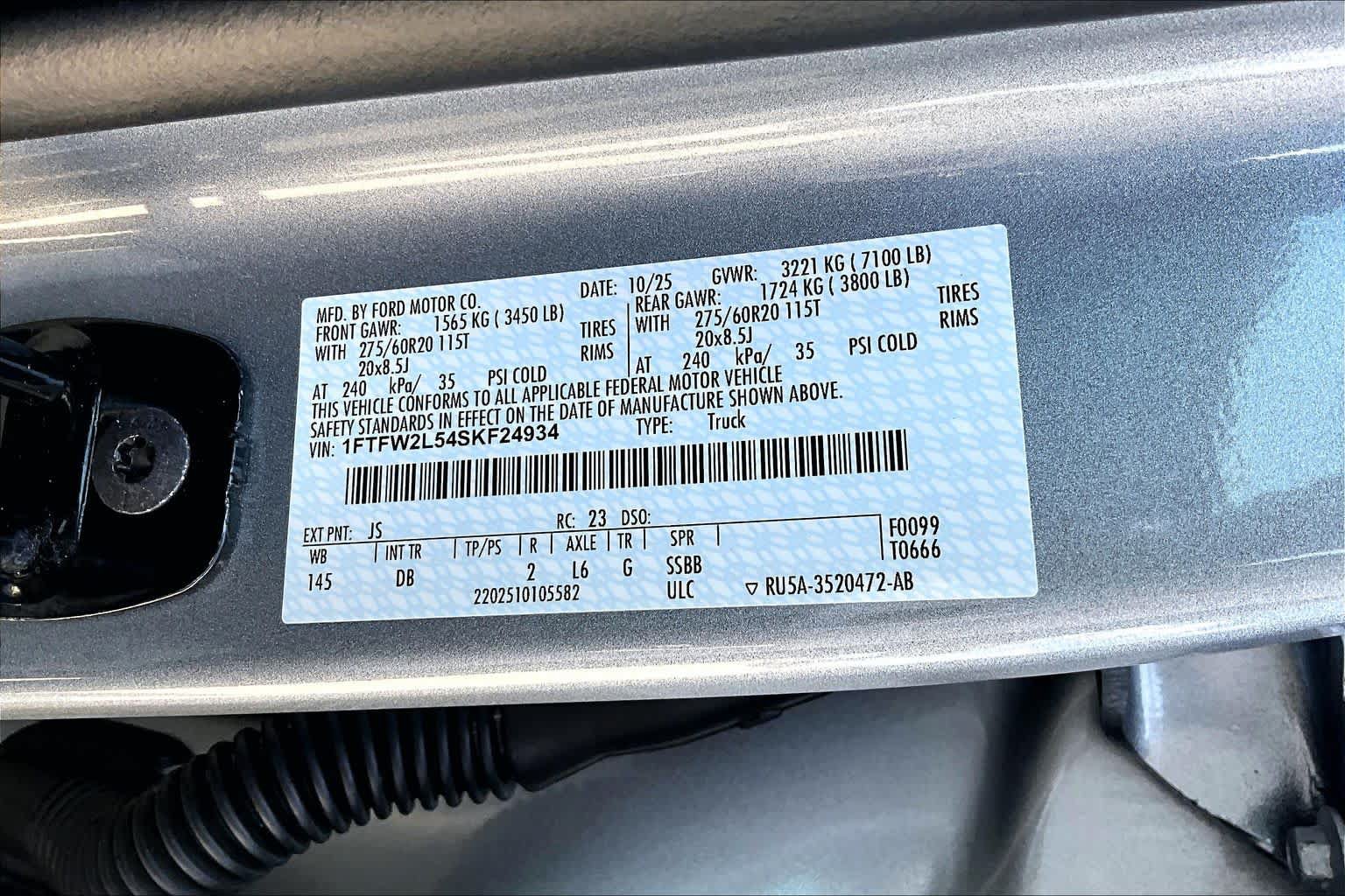 Certified 2025 Ford F150 STX w/ Equipment Group 200A AWD/4WD image 34