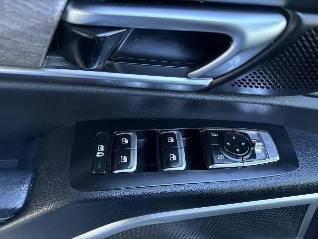 Used 2022 Kia Telluride EX w/ EX Premium Package AWD/4WD image 15