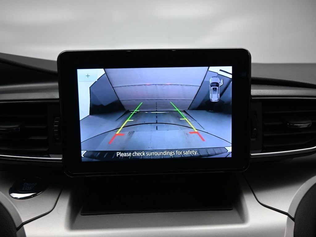 Certified 2022 Ford Explorer XLT w/ Equipment Group 202A image 15