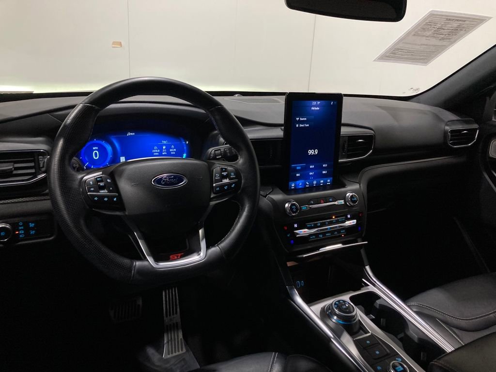 Certified 2020 Ford Explorer ST w/ Premium Technology Package image 17