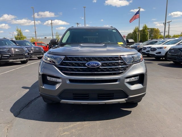 Certified 2023 Ford Explorer XLT w/ Equipment Group 202A image 8
