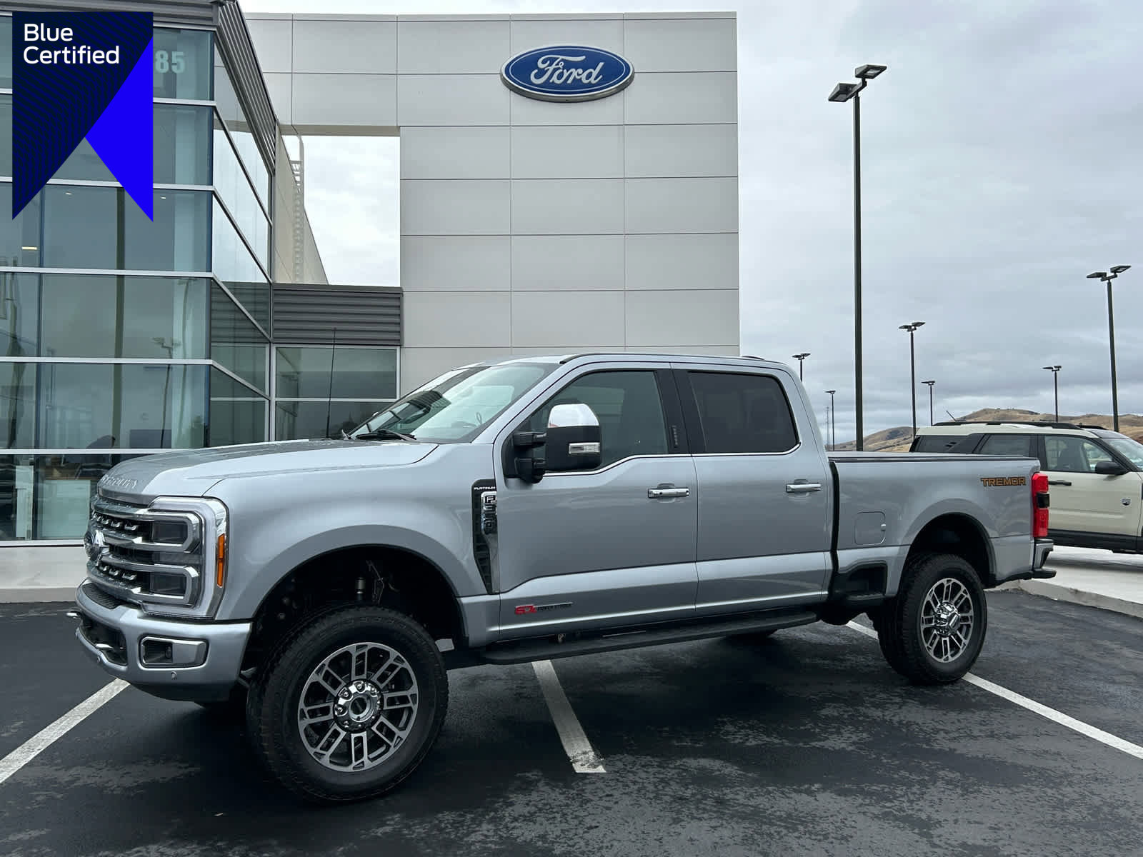 Certified 2023 Ford F350 Platinum w/ Tremor Off-Road Package image 1