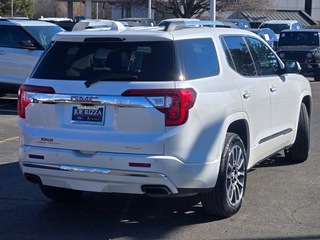 Used 2021 GMC Acadia Denali w/ Denali Ultimate Package AWD/4WD image 12