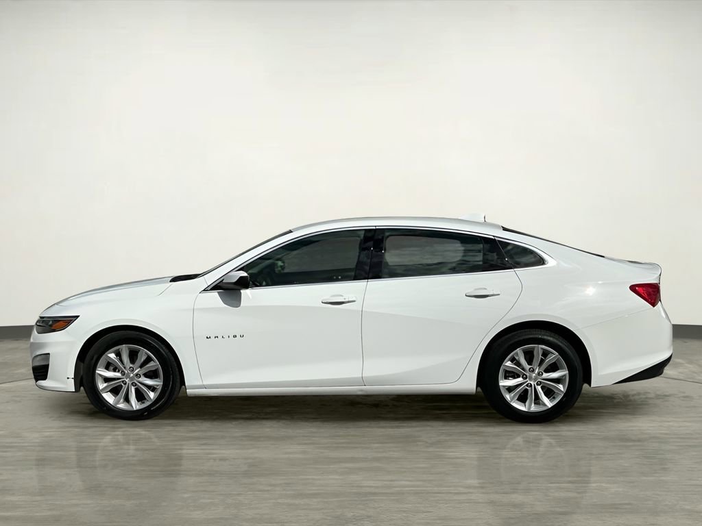 Used 2024 Chevrolet Malibu LT image 3
