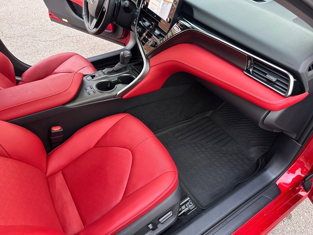 Used 2021 Toyota Camry XSE image 28