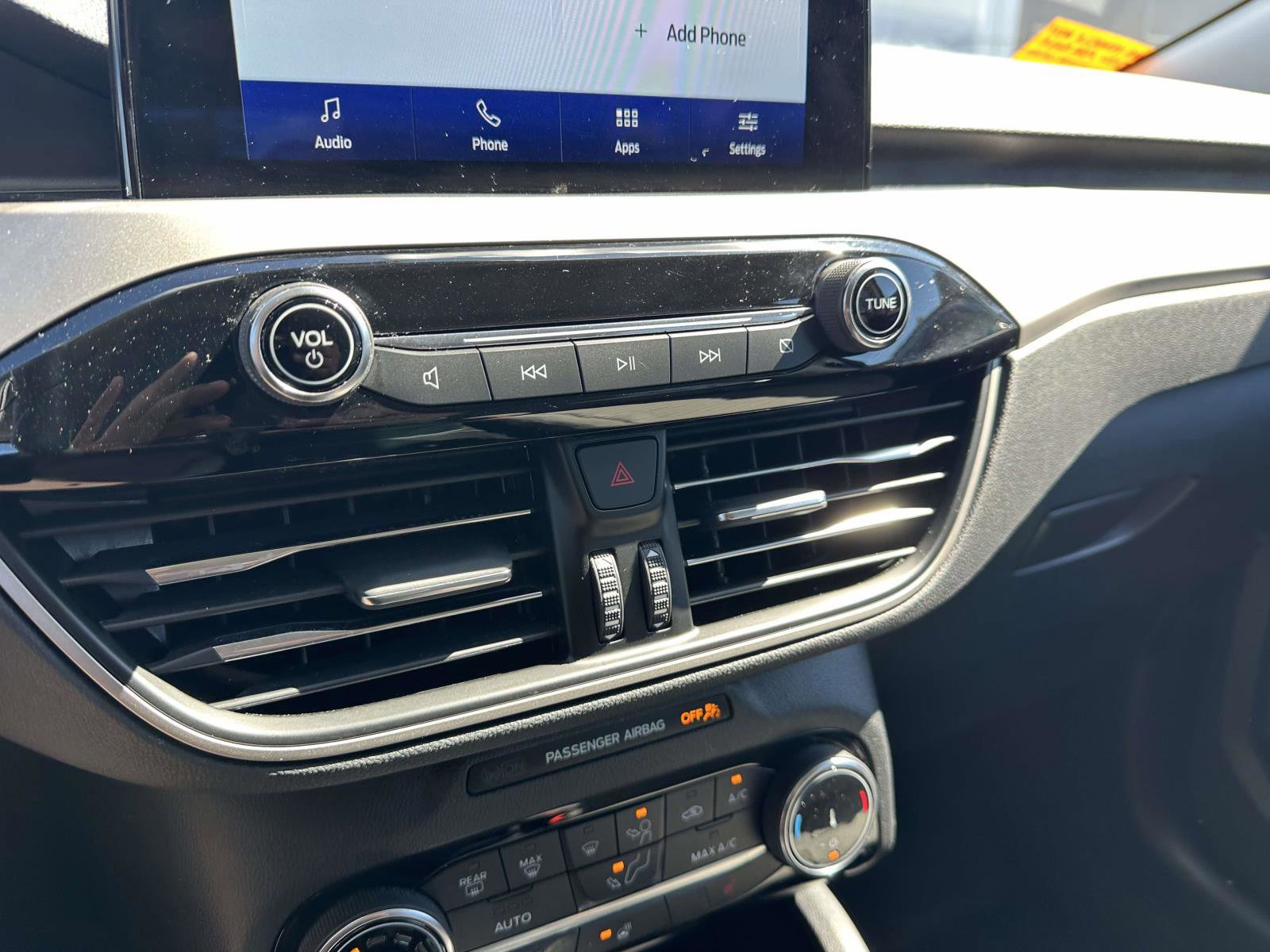 Certified 2022 Ford Escape SE w/ Cold Weather Package image 25