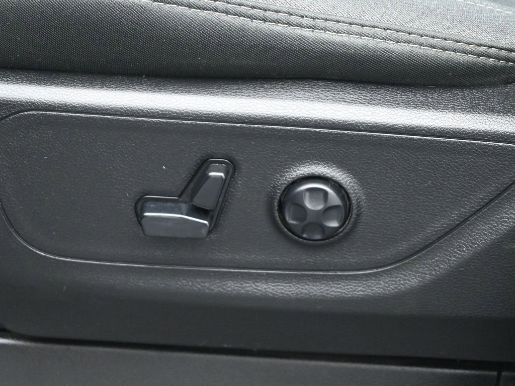 Used 2020 RAM 1500 Big Horn image 10