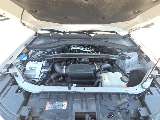Certified 2023 Ford Explorer King Ranch w/ Technology Package AWD/4WD image 12