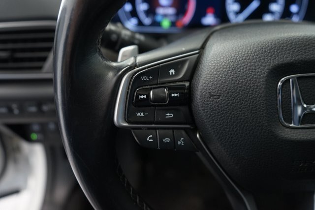 Used 2018 Honda Accord Touring image 29