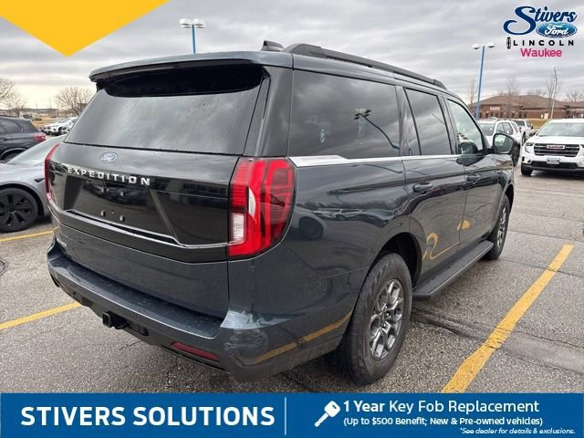 Certified 2025 Ford Expedition Active image 4