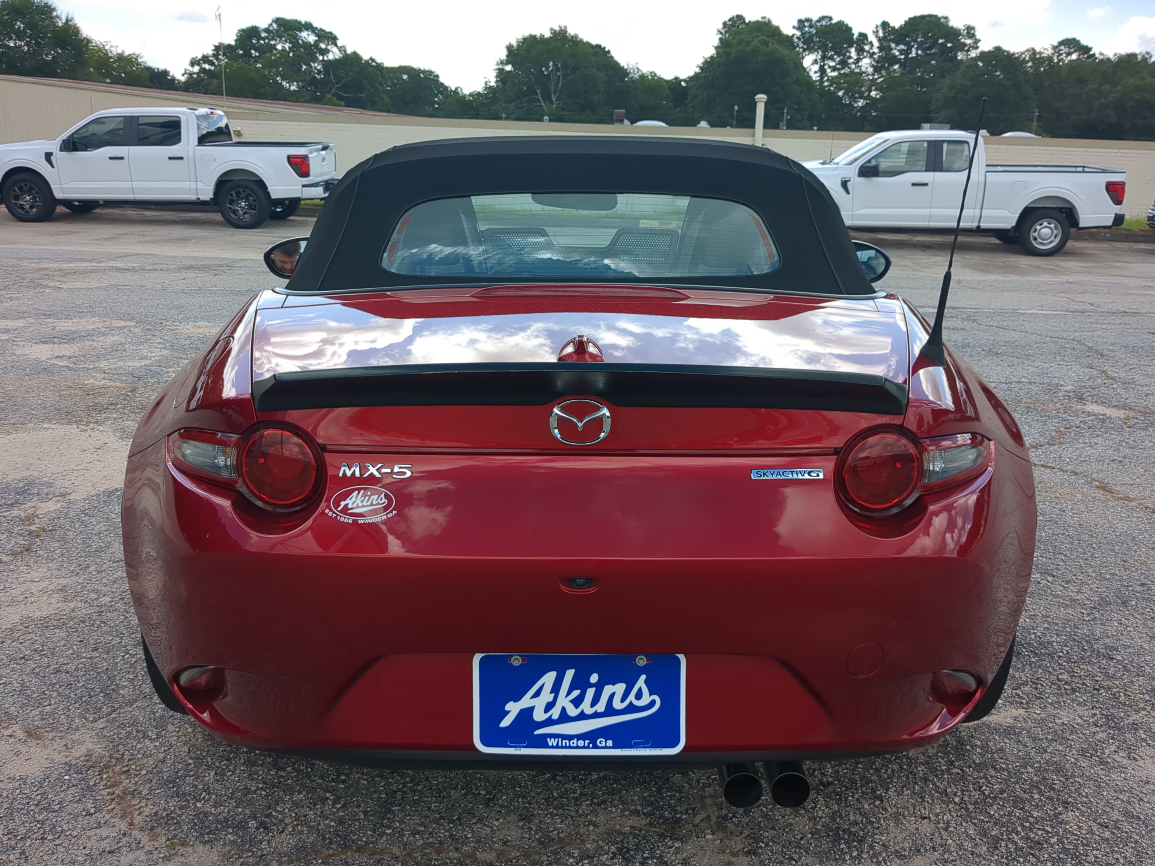 Used 2022 MAZDA MX-5 Miata Grand Touring w/ Weather Package RWD image 4