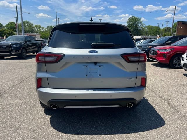 Certified 2024 Ford Escape ST-Line Elite w/ Premium Technology Package AWD/4WD image 5