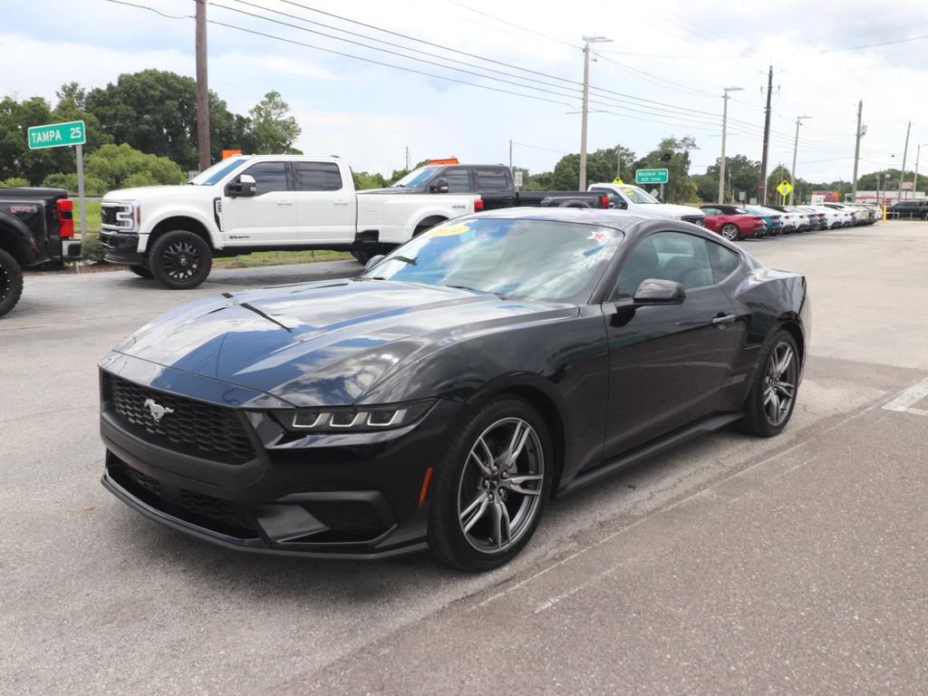 Certified 2024 Ford Mustang Coupe RWD image 3