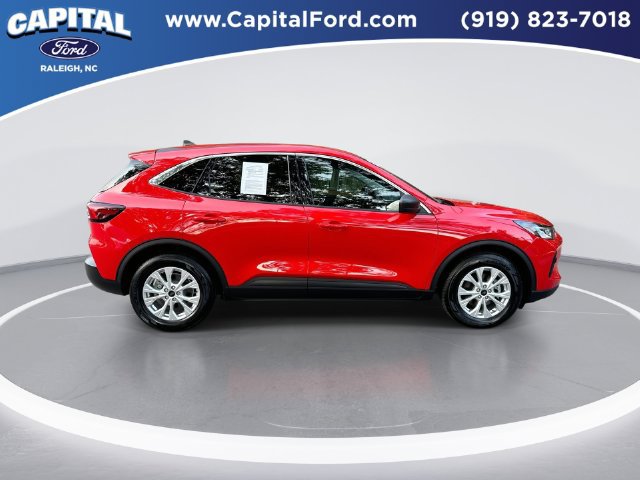 Certified 2024 Ford Escape Active FWD image 9