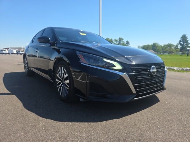 Used 2024 Nissan Altima 2.5 SV w/ SV Premium Package