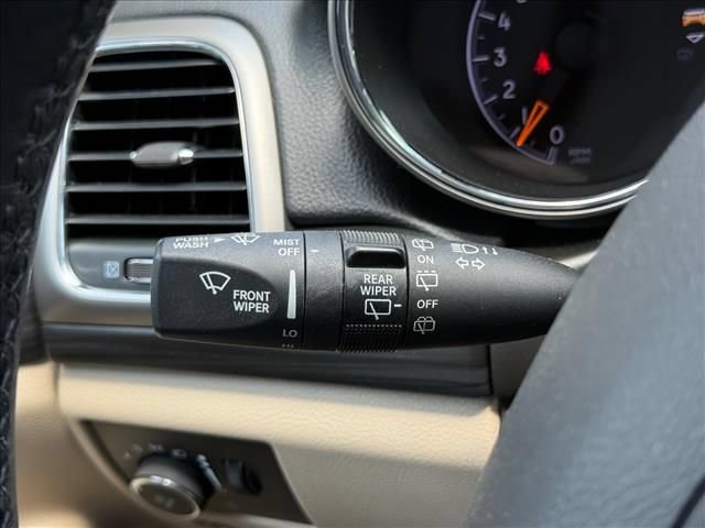 Used 2022 Jeep Grand Cherokee Laredo E RWD image 20