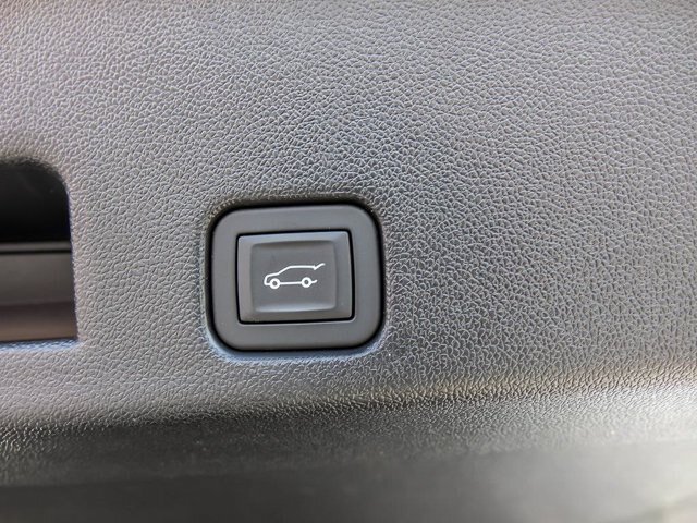 Used 2026 Chevrolet Traverse RS AWD/4WD image 31