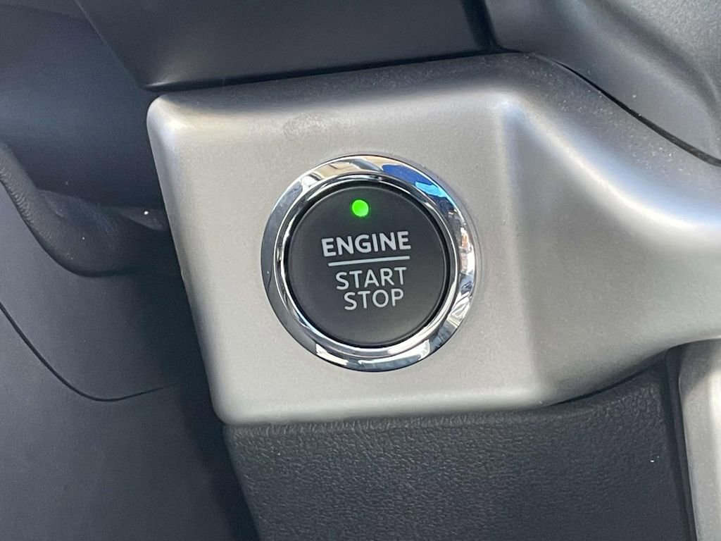 Certified 2024 Ford Expedition Max XLT image 28