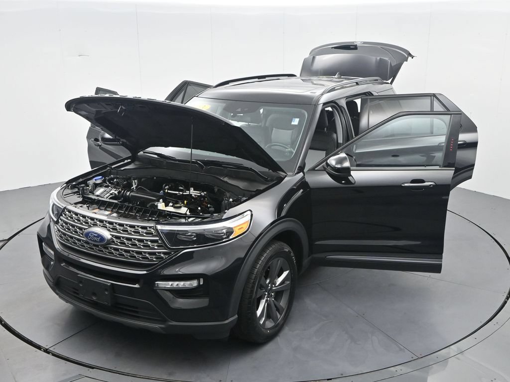 Certified 2023 Ford Explorer XLT w/ Equipment Group 202A AWD/4WD image 42