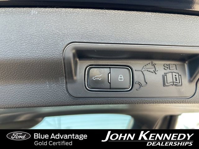 Certified 2023 Ford Explorer XLT AWD/4WD image 15