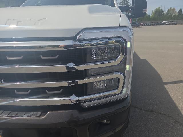 Certified 2025 Ford F350 King Ranch w/ FX4 Off-Road Package AWD/4WD image 4
