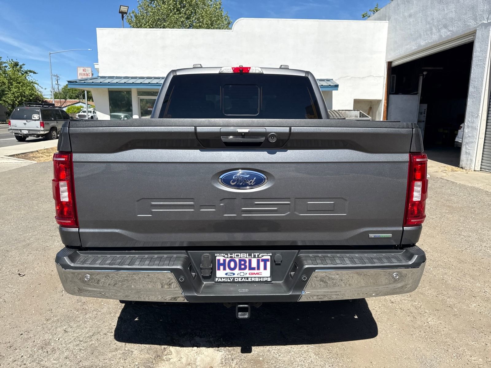 Certified 2022 Ford F150 XLT w/ Equipment Group 302A High image 3