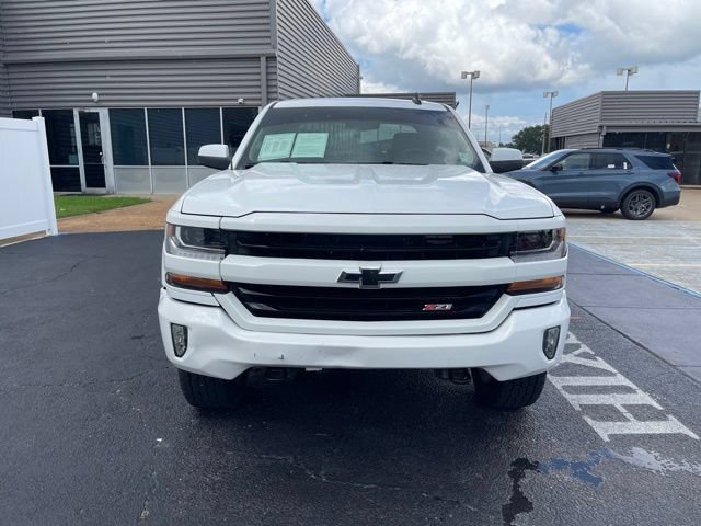 Used 2018 Chevrolet Silverado 1500 LT w/ Texas Edition AWD/4WD image 12