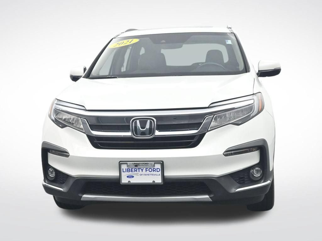 Used 2021 Honda Pilot Touring image 2