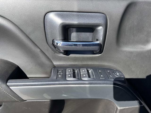 Used 2018 Chevrolet Silverado 1500 LT w/ Texas Edition image 19