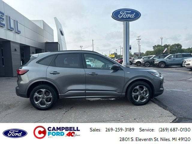 Certified 2023 Ford Escape ST-Line w/ Tech Pack #1 AWD/4WD image 2