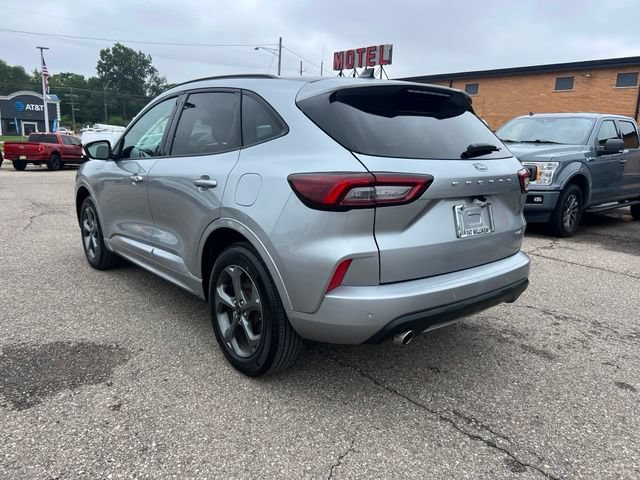 Certified 2024 Ford Escape ST-Line w/ Tech Pack #1 AWD/4WD image 6