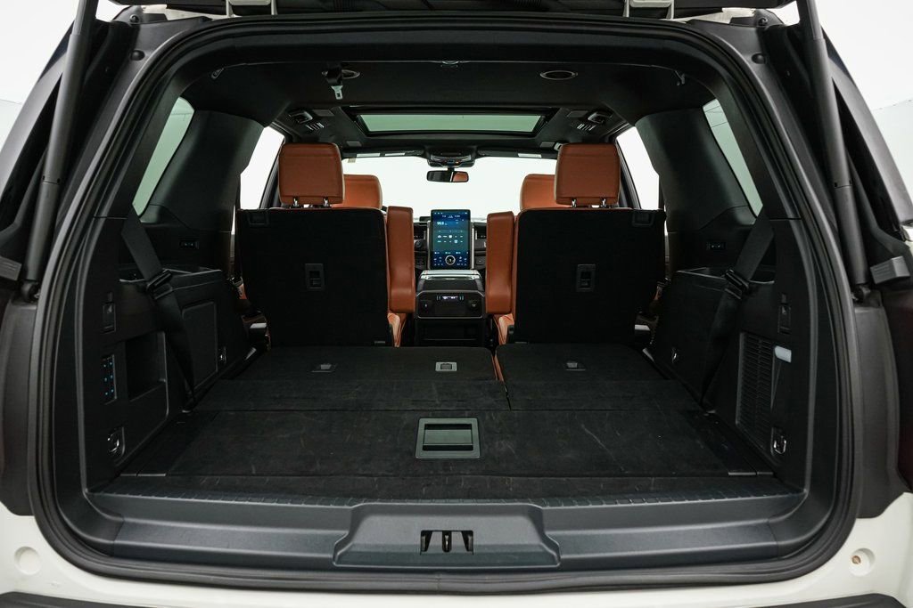 Certified 2022 Ford Expedition Platinum image 22