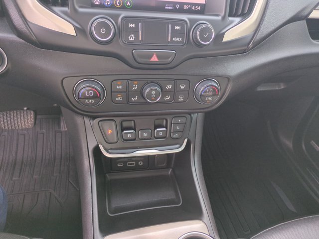 Used 2020 GMC Terrain Denali w/ Denali Premium Package FWD image 26