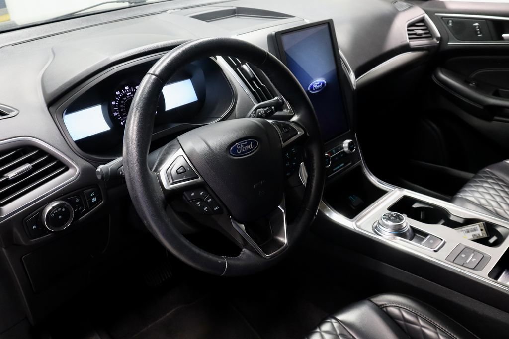 Certified 2024 Ford Edge Titanium AWD/4WD image 25