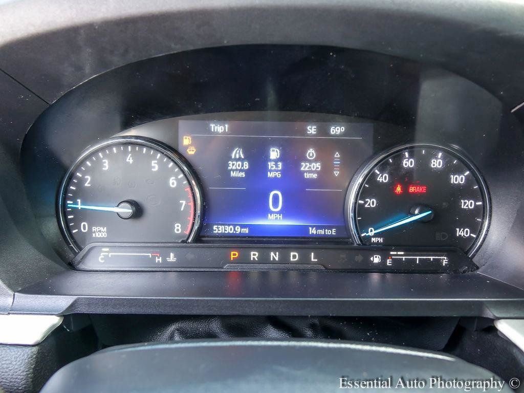 Certified 2022 Ford Explorer XLT w/ Equipment Group 202A image 14