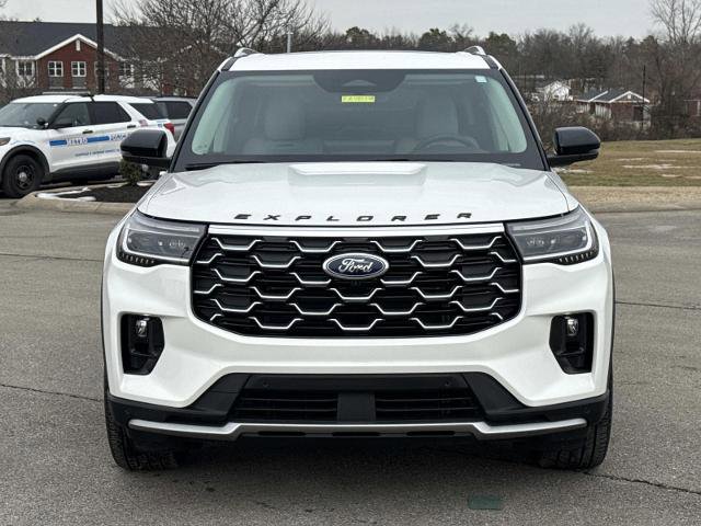 Certified 2025 Ford Explorer Platinum w/ Ultimate Package image 2