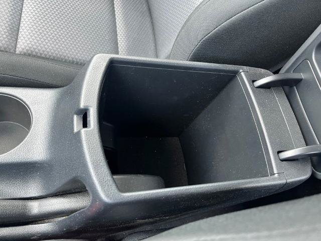 Used 2025 Kia Soul LX w/ LX Technology Package FWD image 32