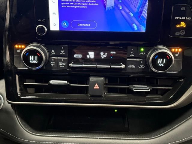 Used 2023 Toyota Highlander XLE image 29