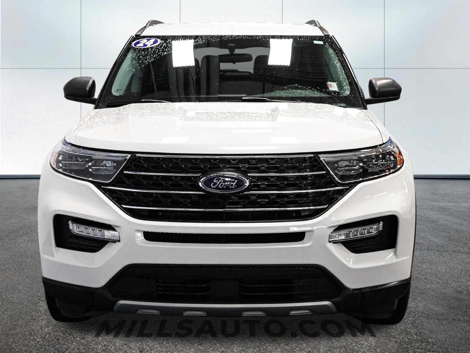 Certified 2024 Ford Explorer XLT w/ Equipment Group 202A AWD/4WD image 12
