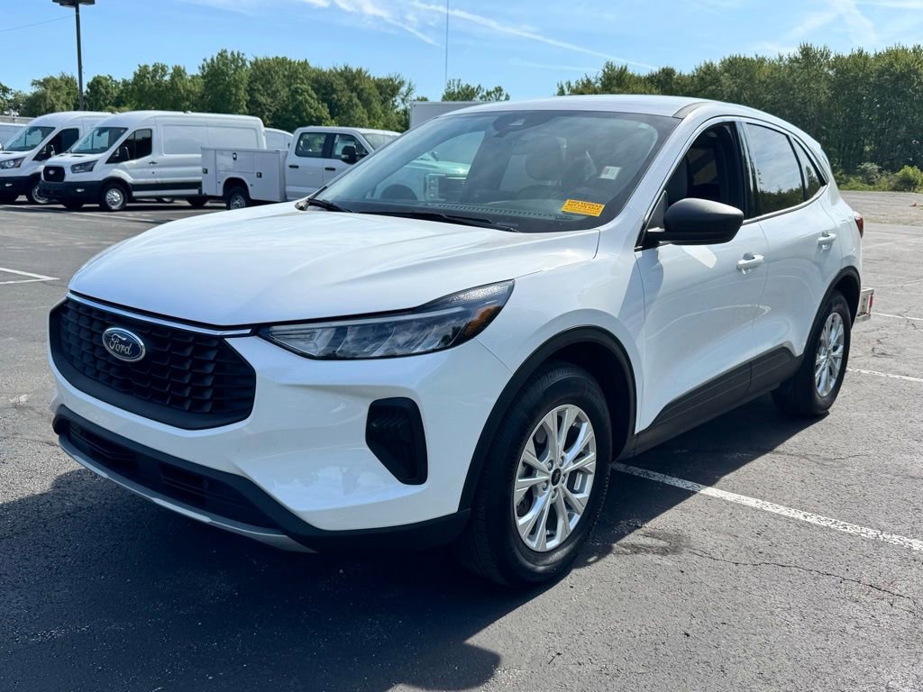 Certified 2023 Ford Escape Active AWD/4WD image 3