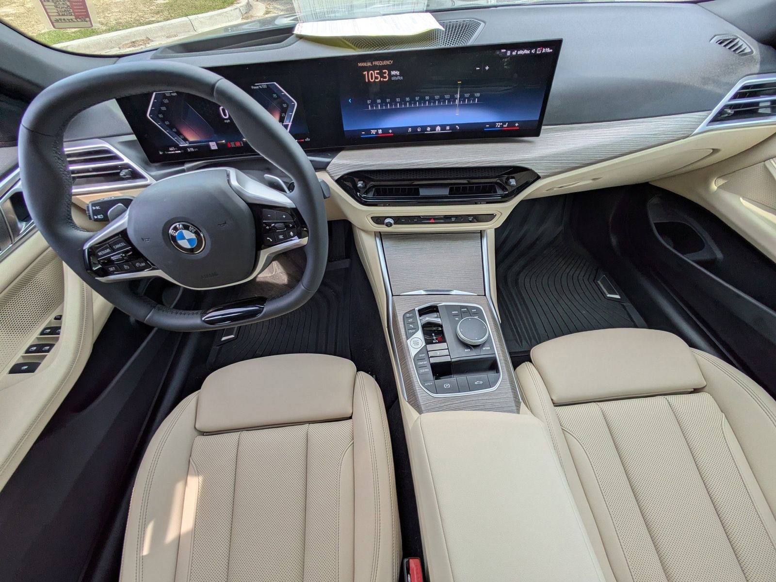 Used 2025 BMW 430i Convertible w/ Premium Package RWD image 8