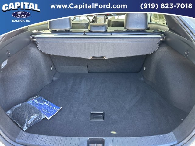 Used 2022 Toyota Prius Limited FWD image 16