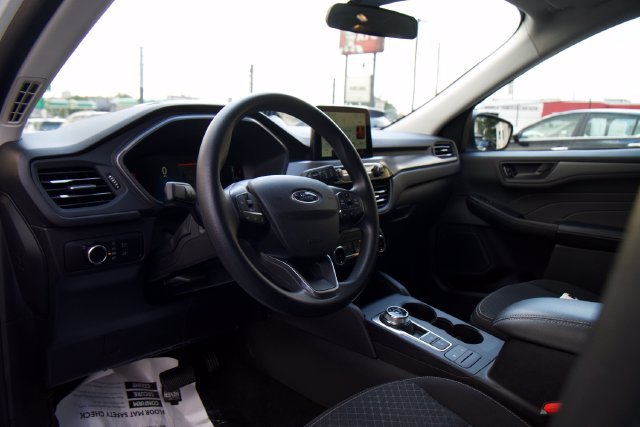 Certified 2025 Ford Escape Active FWD image 11