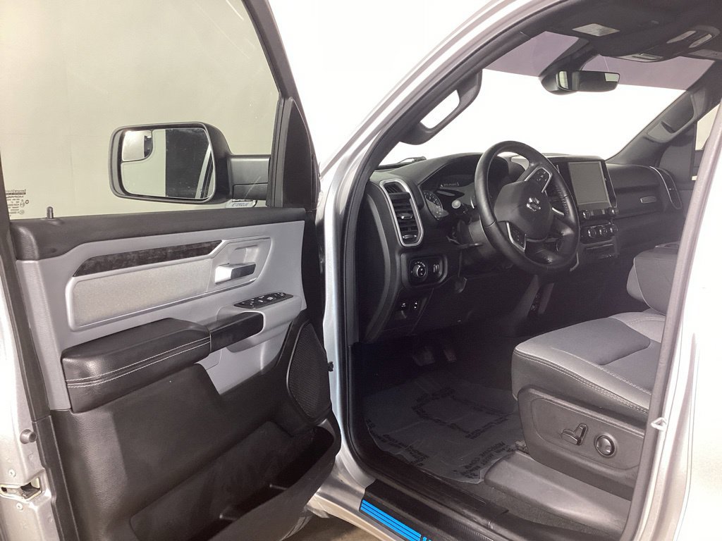 Used 2022 RAM 1500 Big Horn AWD/4WD image 10
